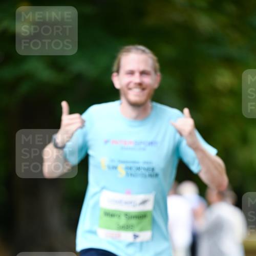 31.08.2025 - 21. Blankeneser Heldenlauf Dr. Thomas Lammeyer http://msf.ph/oto/8635270 31.08.2025 10:38:04 Laufen  meine-sportfotos.de