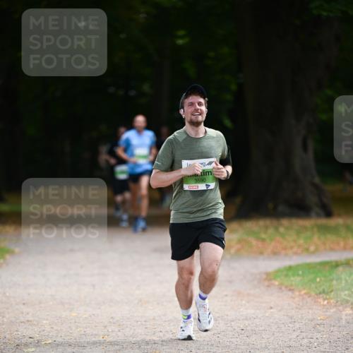 31.08.2025 - 21. Blankeneser Heldenlauf Dr. Thomas Lammeyer http://msf.ph/oto/8635334 31.08.2025 10:38:25 Laufen 3590 meine-sportfotos.de