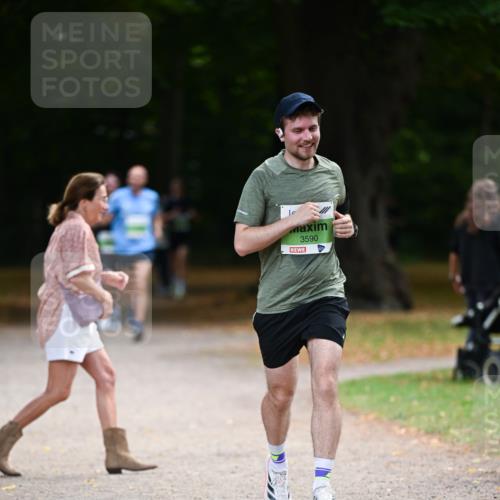 31.08.2025 - 21. Blankeneser Heldenlauf Dr. Thomas Lammeyer http://msf.ph/oto/8635340 31.08.2025 10:38:26 Laufen 3590 meine-sportfotos.de