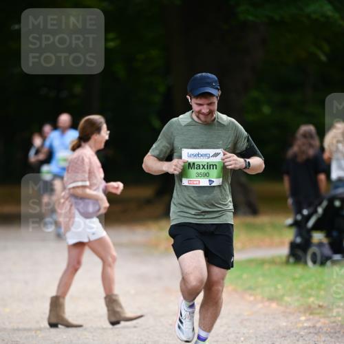 31.08.2025 - 21. Blankeneser Heldenlauf Dr. Thomas Lammeyer http://msf.ph/oto/8635342 31.08.2025 10:38:26 Laufen 3590 meine-sportfotos.de