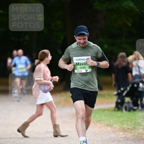 31.08.2025 - 21. Blankeneser Heldenlauf Dr. Thomas Lammeyer http://msf.ph/oto/8635343 31.08.2025 10:38:26 Laufen 3590 meine-sportfotos.de