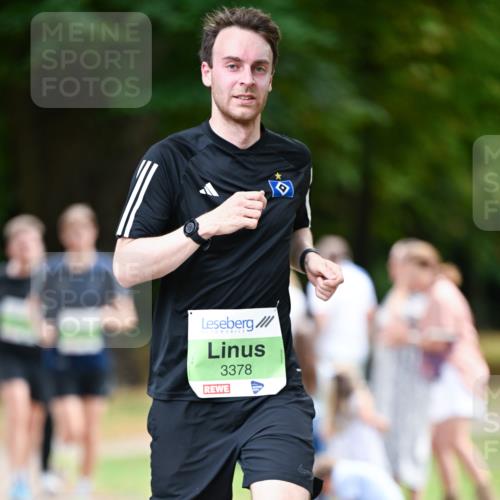31.08.2025 - 21. Blankeneser Heldenlauf Dr. Thomas Lammeyer http://msf.ph/oto/8635379 31.08.2025 10:38:37 Laufen 3378 meine-sportfotos.de