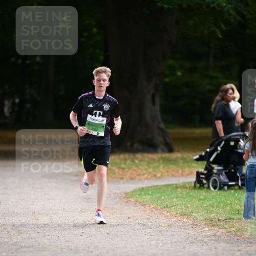 31.08.2025 - 21. Blankeneser Heldenlauf Dr. Thomas Lammeyer http://msf.ph/oto/8635393 31.08.2025 10:38:48 Laufen 3022 meine-sportfotos.de