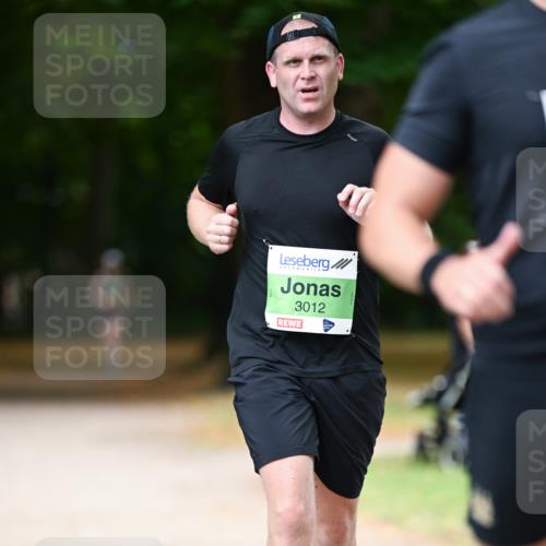 31.08.2025 - 21. Blankeneser Heldenlauf Dr. Thomas Lammeyer http://msf.ph/oto/8635412 31.08.2025 10:38:52 Laufen 3012 meine-sportfotos.de