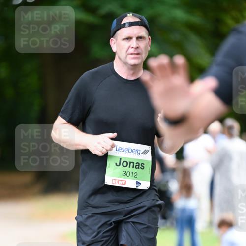 31.08.2025 - 21. Blankeneser Heldenlauf Dr. Thomas Lammeyer http://msf.ph/oto/8635416 31.08.2025 10:38:53 Laufen 3012 meine-sportfotos.de