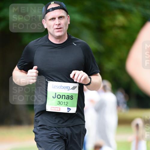 31.08.2025 - 21. Blankeneser Heldenlauf Dr. Thomas Lammeyer http://msf.ph/oto/8635418 31.08.2025 10:38:53 Laufen 3012 meine-sportfotos.de