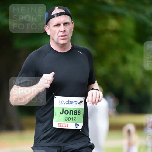 31.08.2025 - 21. Blankeneser Heldenlauf Dr. Thomas Lammeyer http://msf.ph/oto/8635419 31.08.2025 10:38:53 Laufen 3012 meine-sportfotos.de