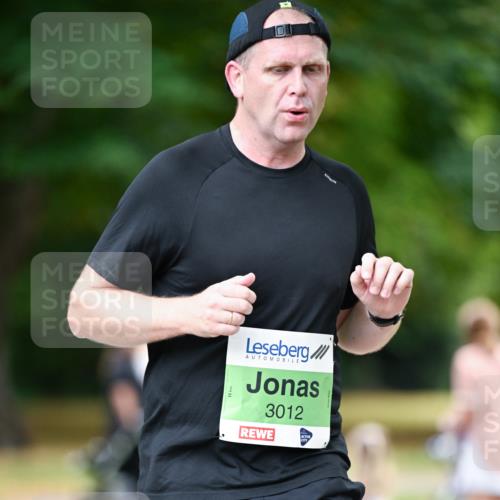 31.08.2025 - 21. Blankeneser Heldenlauf Dr. Thomas Lammeyer http://msf.ph/oto/8635421 31.08.2025 10:38:53 Laufen 3012 meine-sportfotos.de