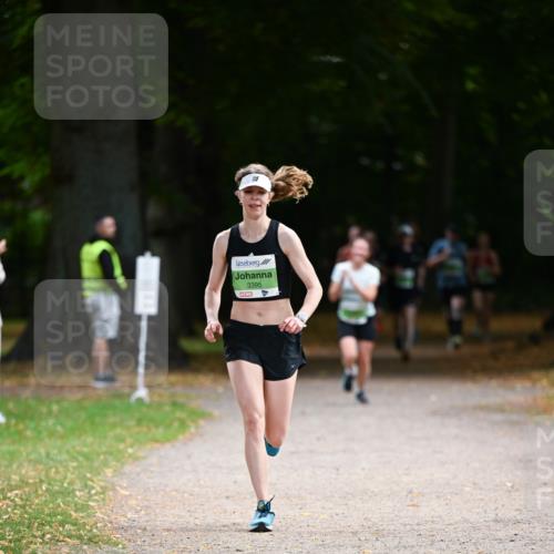 31.08.2025 - 21. Blankeneser Heldenlauf Dr. Thomas Lammeyer http://msf.ph/oto/8635422 31.08.2025 10:39:04 Laufen 4, 5, 3395 meine-sportfotos.de