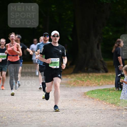 31.08.2025 - 21. Blankeneser Heldenlauf Dr. Thomas Lammeyer http://msf.ph/oto/8635478 31.08.2025 10:39:15 Laufen 3399, 4 meine-sportfotos.de