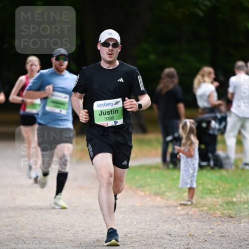 31.08.2025 - 21. Blankeneser Heldenlauf Dr. Thomas Lammeyer http://msf.ph/oto/8635491 31.08.2025 10:39:17 Laufen 3399 meine-sportfotos.de