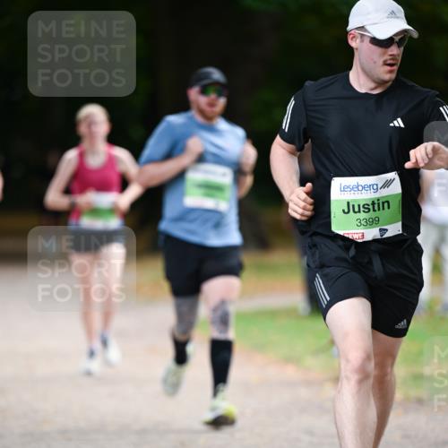 31.08.2025 - 21. Blankeneser Heldenlauf Dr. Thomas Lammeyer http://msf.ph/oto/8635498 31.08.2025 10:39:18 Laufen 3399 meine-sportfotos.de