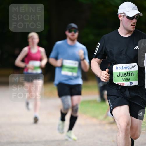 31.08.2025 - 21. Blankeneser Heldenlauf Dr. Thomas Lammeyer http://msf.ph/oto/8635499 31.08.2025 10:39:18 Laufen 3399 meine-sportfotos.de