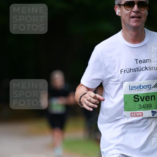 31.08.2025 - 21. Blankeneser Heldenlauf Dr. Thomas Lammeyer http://msf.ph/oto/8635536 31.08.2025 10:39:28 Laufen 3499 meine-sportfotos.de