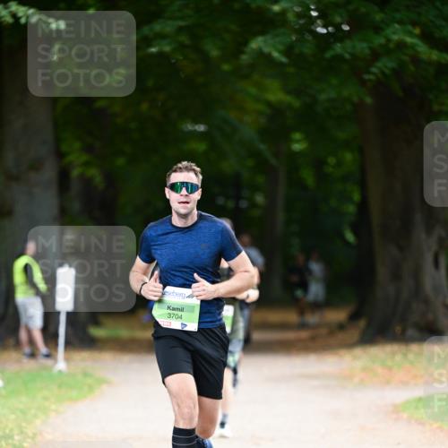 31.08.2025 - 21. Blankeneser Heldenlauf Dr. Thomas Lammeyer http://msf.ph/oto/8635555 31.08.2025 10:39:39 Laufen 3704 meine-sportfotos.de