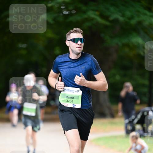 31.08.2025 - 21. Blankeneser Heldenlauf Dr. Thomas Lammeyer http://msf.ph/oto/8635560 31.08.2025 10:39:40 Laufen 3704 meine-sportfotos.de