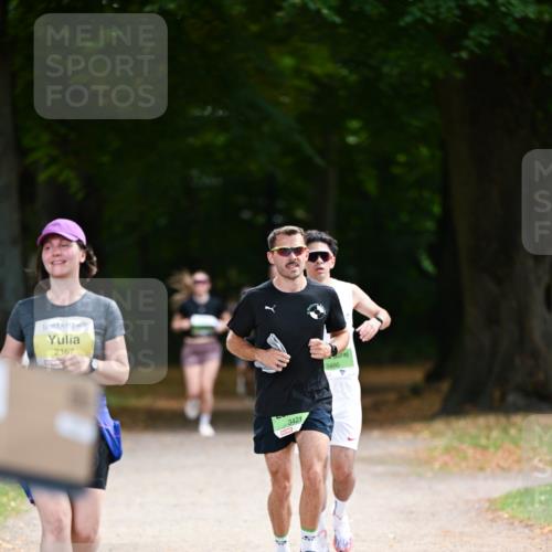31.08.2025 - 21. Blankeneser Heldenlauf Dr. Thomas Lammeyer http://msf.ph/oto/8635626 31.08.2025 10:39:55 Laufen 2167, 3421, 3460 meine-sportfotos.de