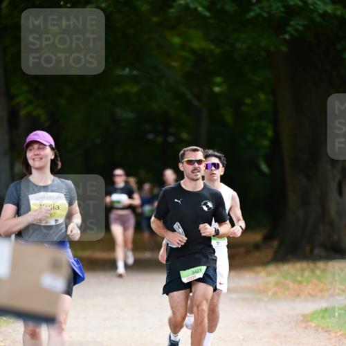 31.08.2025 - 21. Blankeneser Heldenlauf Dr. Thomas Lammeyer http://msf.ph/oto/8635628 31.08.2025 10:39:55 Laufen 67, 3421 meine-sportfotos.de