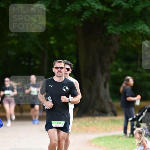 31.08.2025 - 21. Blankeneser Heldenlauf Dr. Thomas Lammeyer http://msf.ph/oto/8635633 31.08.2025 10:39:56 Laufen 3421 meine-sportfotos.de