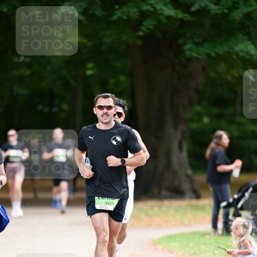 31.08.2025 - 21. Blankeneser Heldenlauf Dr. Thomas Lammeyer http://msf.ph/oto/8635634 31.08.2025 10:39:56 Laufen 3421 meine-sportfotos.de