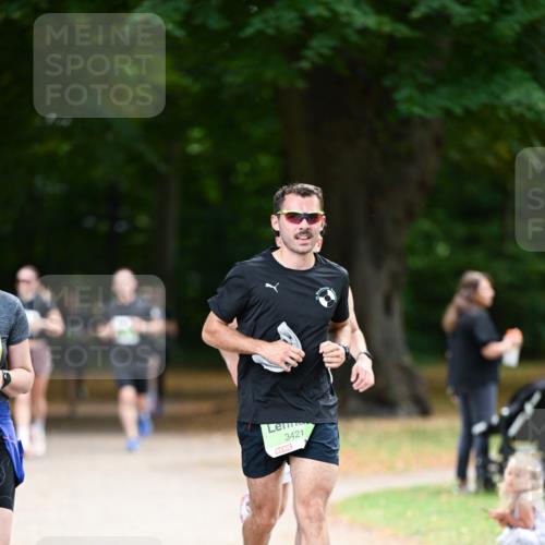 31.08.2025 - 21. Blankeneser Heldenlauf Dr. Thomas Lammeyer http://msf.ph/oto/8635637 31.08.2025 10:39:56 Laufen 3421 meine-sportfotos.de