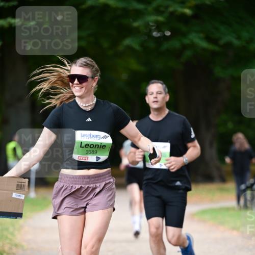31.08.2025 - 21. Blankeneser Heldenlauf Dr. Thomas Lammeyer http://msf.ph/oto/8635659 31.08.2025 10:40:07 Laufen 3389 meine-sportfotos.de