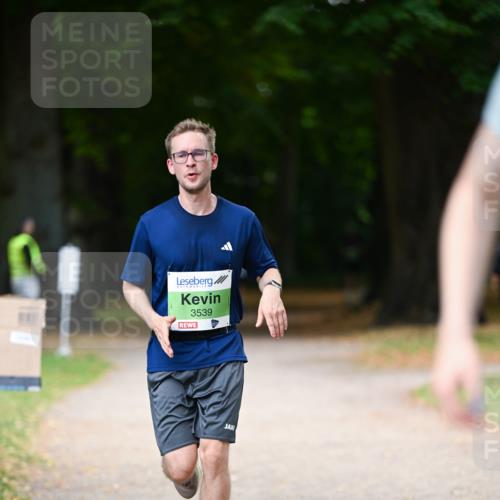 31.08.2025 - 21. Blankeneser Heldenlauf Dr. Thomas Lammeyer http://msf.ph/oto/8635680 31.08.2025 10:40:12 Laufen 3539 meine-sportfotos.de