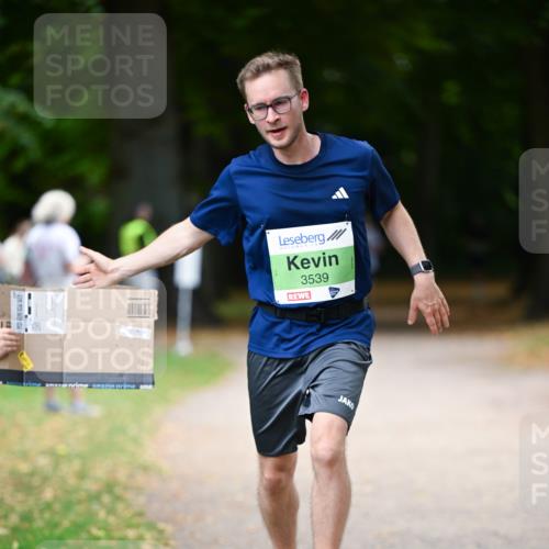 31.08.2025 - 21. Blankeneser Heldenlauf Dr. Thomas Lammeyer http://msf.ph/oto/8635684 31.08.2025 10:40:12 Laufen 3539 meine-sportfotos.de