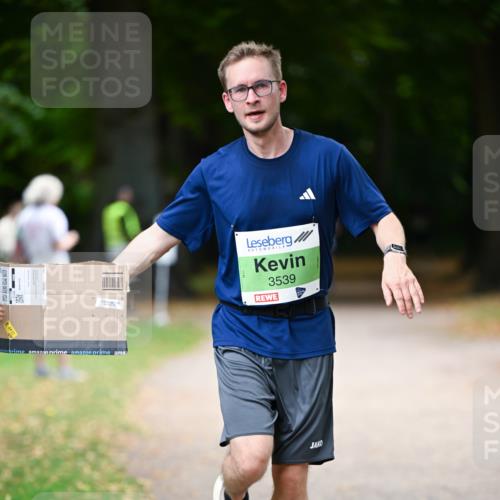 31.08.2025 - 21. Blankeneser Heldenlauf Dr. Thomas Lammeyer http://msf.ph/oto/8635686 31.08.2025 10:40:12 Laufen 44, 32, 3539 meine-sportfotos.de