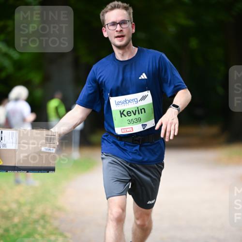 31.08.2025 - 21. Blankeneser Heldenlauf Dr. Thomas Lammeyer http://msf.ph/oto/8635687 31.08.2025 10:40:13 Laufen 3539 meine-sportfotos.de