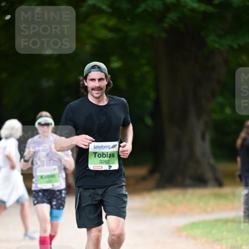 31.08.2025 - 21. Blankeneser Heldenlauf Dr. Thomas Lammeyer http://msf.ph/oto/8635724 31.08.2025 10:40:34 Laufen 3262 meine-sportfotos.de