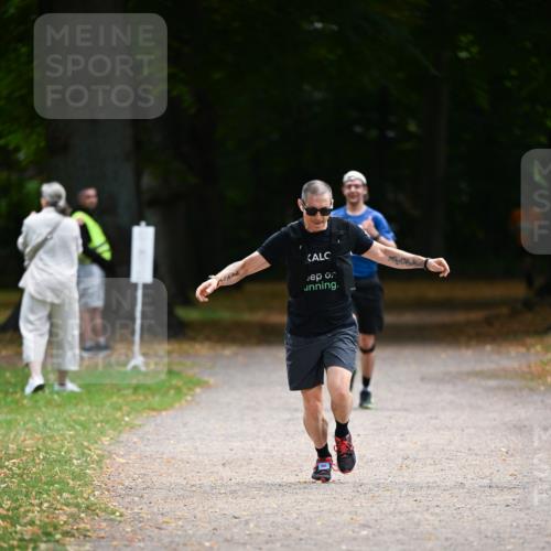 31.08.2025 - 21. Blankeneser Heldenlauf Dr. Thomas Lammeyer http://msf.ph/oto/8635740 31.08.2025 10:40:43 Laufen  meine-sportfotos.de