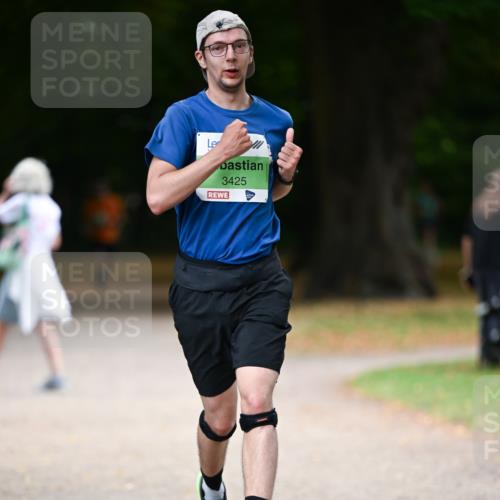 31.08.2025 - 21. Blankeneser Heldenlauf Dr. Thomas Lammeyer http://msf.ph/oto/8635750 31.08.2025 10:40:49 Laufen 3425 meine-sportfotos.de