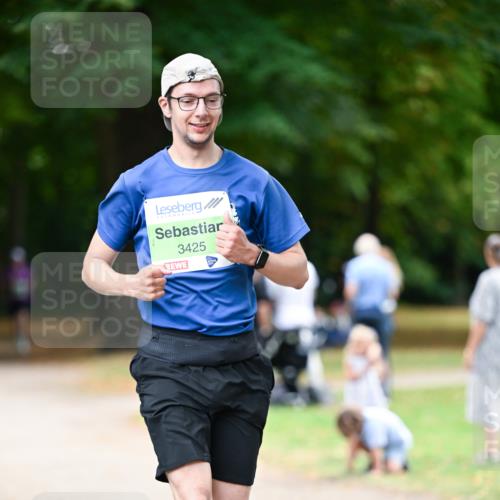 31.08.2025 - 21. Blankeneser Heldenlauf Dr. Thomas Lammeyer http://msf.ph/oto/8635758 31.08.2025 10:40:50 Laufen 3425 meine-sportfotos.de