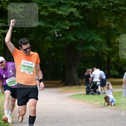31.08.2025 - 21. Blankeneser Heldenlauf Dr. Thomas Lammeyer http://msf.ph/oto/8635784 31.08.2025 10:41:03 Laufen 1559, 3295 meine-sportfotos.de