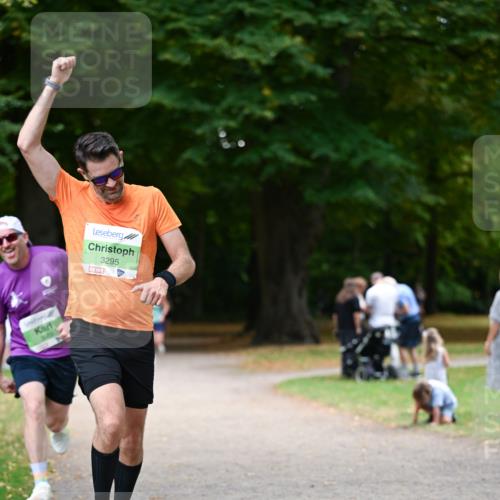 31.08.2025 - 21. Blankeneser Heldenlauf Dr. Thomas Lammeyer http://msf.ph/oto/8635785 31.08.2025 10:41:03 Laufen 3559, 3295 meine-sportfotos.de