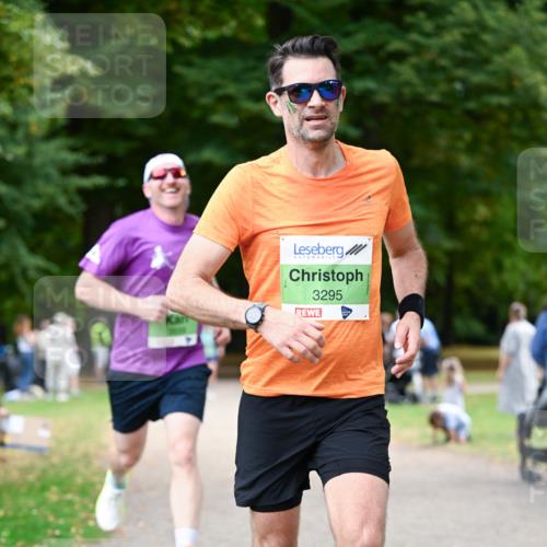 31.08.2025 - 21. Blankeneser Heldenlauf Dr. Thomas Lammeyer http://msf.ph/oto/8635787 31.08.2025 10:41:04 Laufen 3295 meine-sportfotos.de