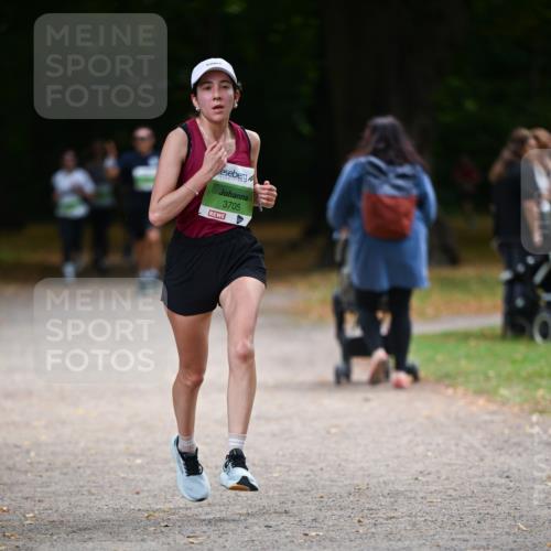31.08.2025 - 21. Blankeneser Heldenlauf Dr. Thomas Lammeyer http://msf.ph/oto/8635816 31.08.2025 10:41:14 Laufen 3705 meine-sportfotos.de