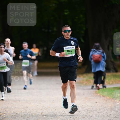 31.08.2025 - 21. Blankeneser Heldenlauf Dr. Thomas Lammeyer http://msf.ph/oto/8635834 31.08.2025 10:41:21 Laufen 3624 meine-sportfotos.de