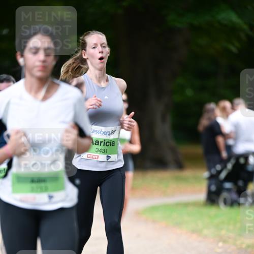 31.08.2025 - 21. Blankeneser Heldenlauf Dr. Thomas Lammeyer http://msf.ph/oto/8635859 31.08.2025 10:41:27 Laufen 3782, 3431 meine-sportfotos.de