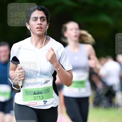 31.08.2025 - 21. Blankeneser Heldenlauf Dr. Thomas Lammeyer http://msf.ph/oto/8635860 31.08.2025 10:41:27 Laufen 3713 meine-sportfotos.de