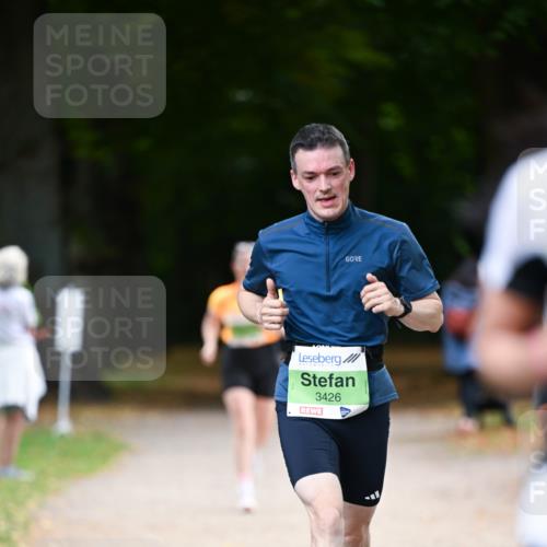 31.08.2025 - 21. Blankeneser Heldenlauf Dr. Thomas Lammeyer http://msf.ph/oto/8635861 31.08.2025 10:41:28 Laufen 3426 meine-sportfotos.de