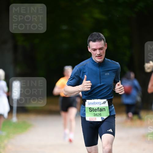 31.08.2025 - 21. Blankeneser Heldenlauf Dr. Thomas Lammeyer http://msf.ph/oto/8635863 31.08.2025 10:41:28 Laufen 3426 meine-sportfotos.de