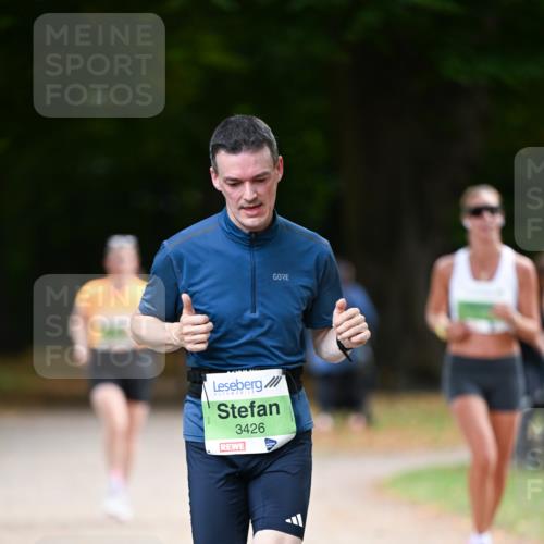 31.08.2025 - 21. Blankeneser Heldenlauf Dr. Thomas Lammeyer http://msf.ph/oto/8635865 31.08.2025 10:41:28 Laufen 3426 meine-sportfotos.de