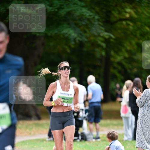 31.08.2025 - 21. Blankeneser Heldenlauf Dr. Thomas Lammeyer http://msf.ph/oto/8635868 31.08.2025 10:41:29 Laufen 3712 meine-sportfotos.de