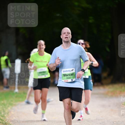 31.08.2025 - 21. Blankeneser Heldenlauf Dr. Thomas Lammeyer http://msf.ph/oto/8635926 31.08.2025 10:41:43 Laufen 3587 meine-sportfotos.de