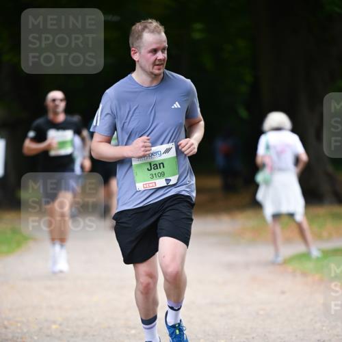 31.08.2025 - 21. Blankeneser Heldenlauf Dr. Thomas Lammeyer http://msf.ph/oto/8635952 31.08.2025 10:41:53 Laufen 3109 meine-sportfotos.de
