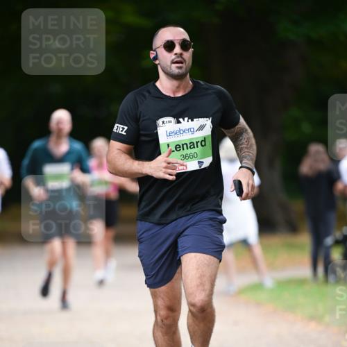 31.08.2025 - 21. Blankeneser Heldenlauf Dr. Thomas Lammeyer http://msf.ph/oto/8635980 31.08.2025 10:41:58 Laufen 3660 meine-sportfotos.de