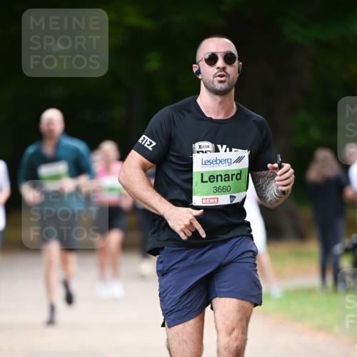 31.08.2025 - 21. Blankeneser Heldenlauf Dr. Thomas Lammeyer http://msf.ph/oto/8635982 31.08.2025 10:41:58 Laufen 3660 meine-sportfotos.de