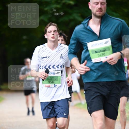 31.08.2025 - 21. Blankeneser Heldenlauf Dr. Thomas Lammeyer http://msf.ph/oto/8636015 31.08.2025 10:42:04 Laufen 3730, 3064 meine-sportfotos.de